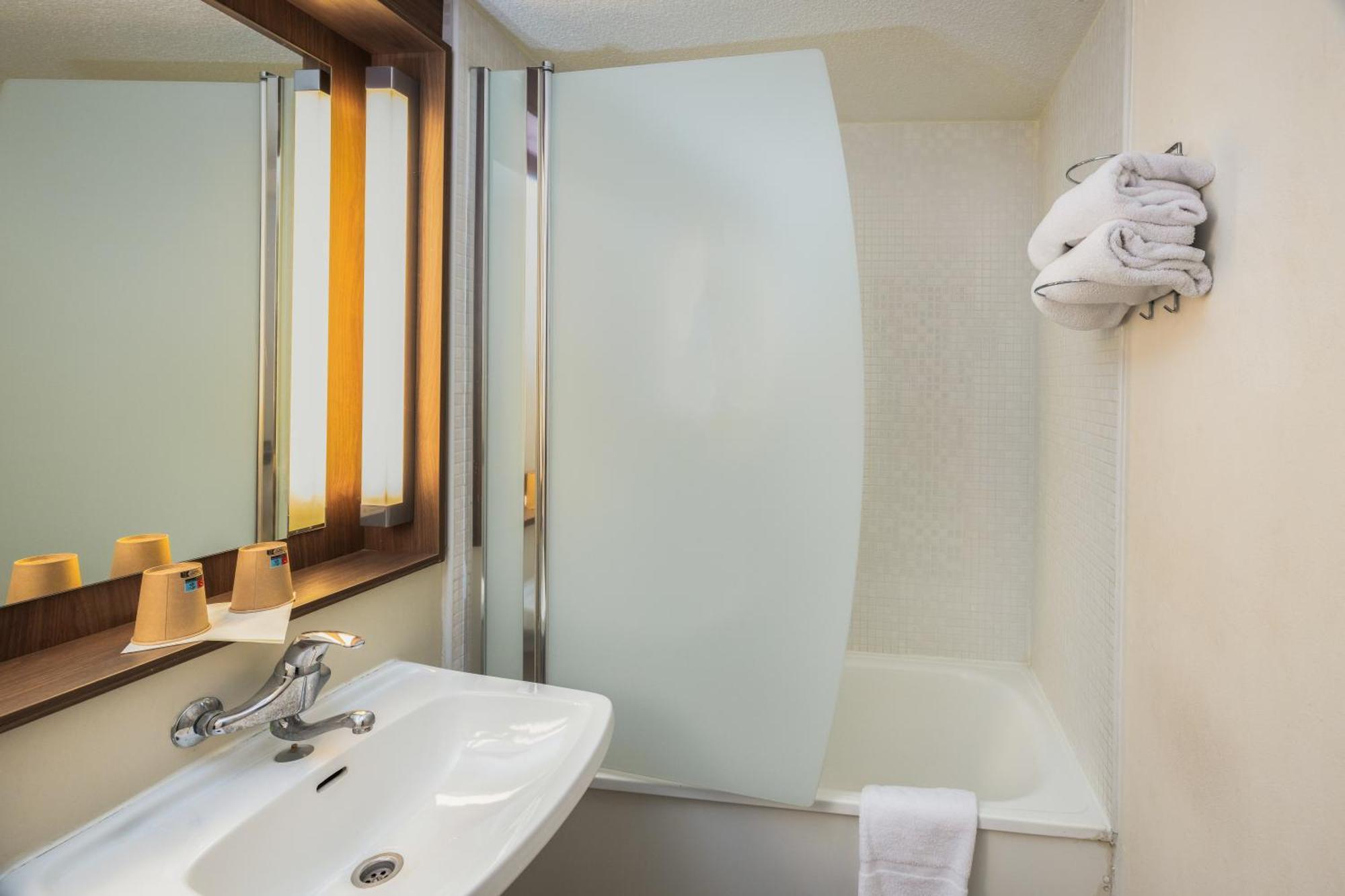 Hotel Campanile Besancon-ouest Chateaufarine Besancon